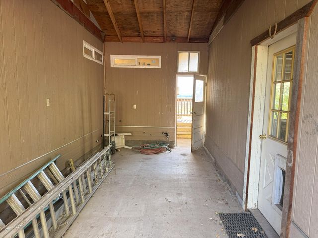 25991 Cir Bell Road, Fall River Mills, CA 96028