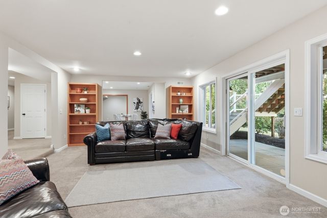 6105 128th Street SW, Mukilteo, WA 98275