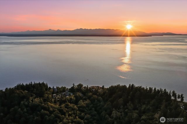 6105 128th Street SW, Mukilteo, WA 98275
