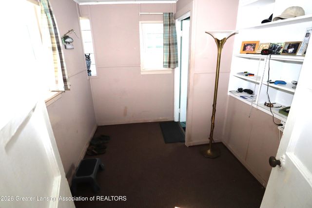 2306 Teel Avenue, Lansing, MI 48910