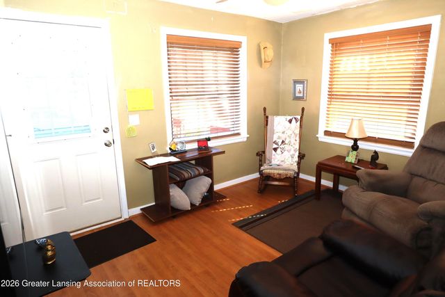 2306 Teel Avenue, Lansing, MI 48910