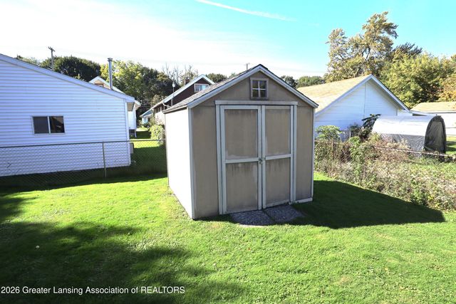 2306 Teel Avenue, Lansing, MI 48910