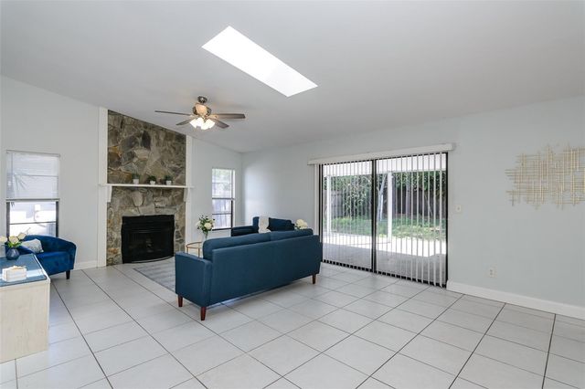 2221 CYPRESS POINT DRIVE E, Clearwater, FL 33763