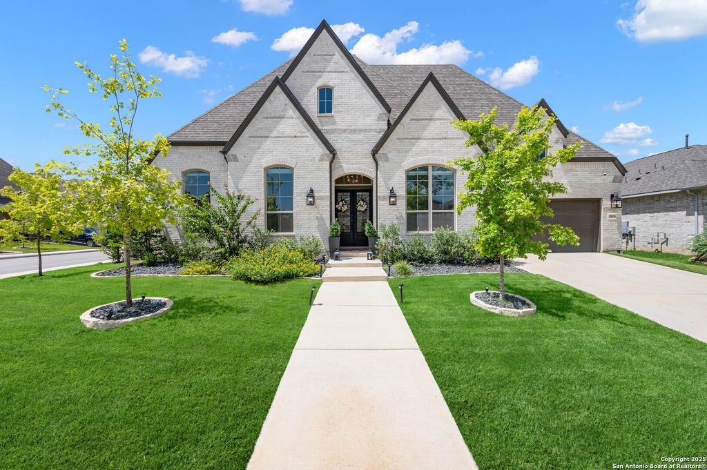 10039 Sarah Place, Boerne, TX 78006
