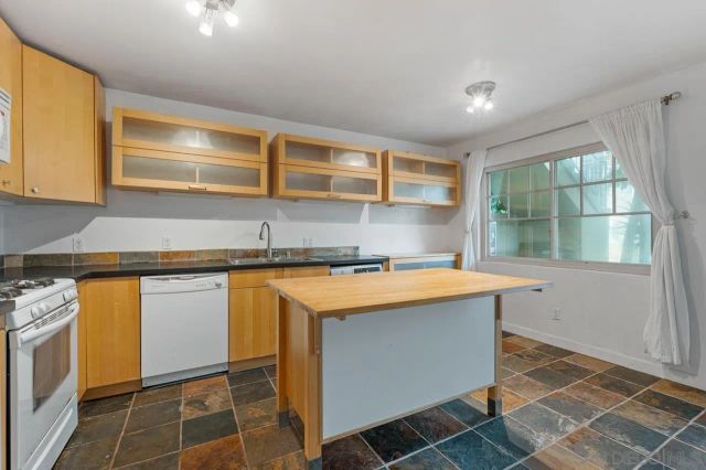 4167 Mississippi St, San Diego, CA 92104