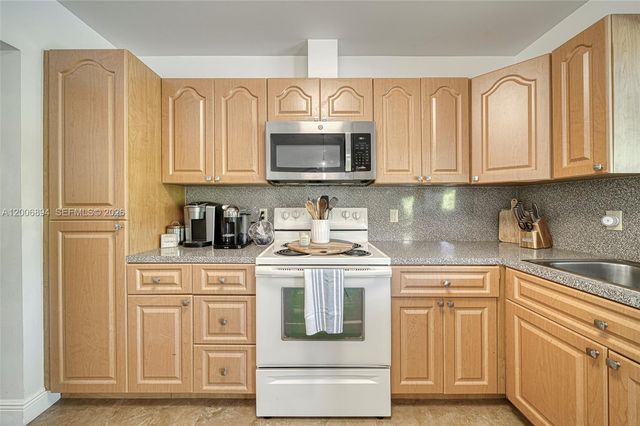 10600 SW 80th Court, Miami, FL 33156