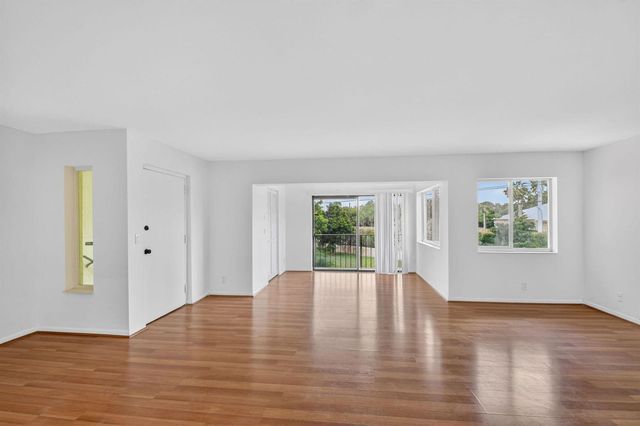 4991 Sable Pine Circle C2, West Palm Beach, FL 33417