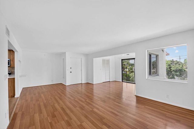 4991 Sable Pine Circle C2, West Palm Beach, FL 33417