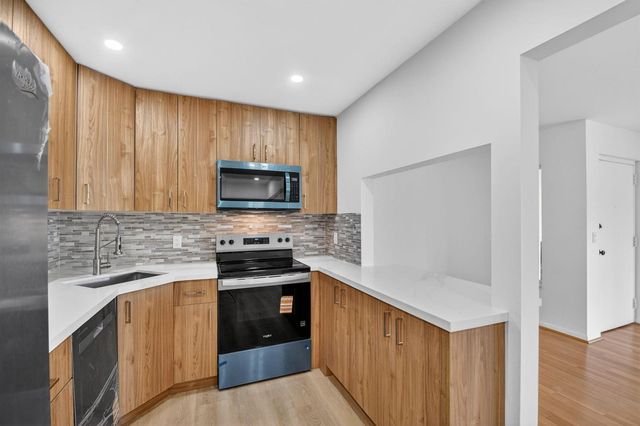 4991 Sable Pine Circle C2, West Palm Beach, FL 33417
