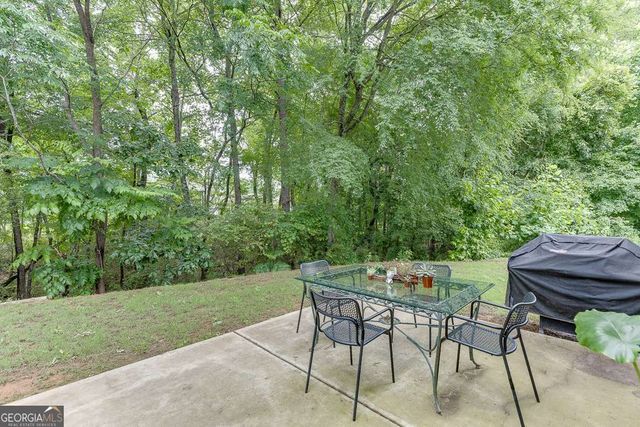 23 Dorset Way, Hoschton, GA 30548