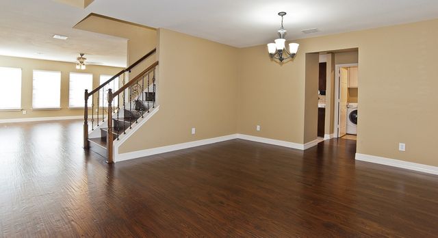 318 Kissimmee Drive, Arlington, TX 76002