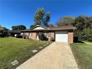 2603 Bishop Road, Jeffersonville, IN 47130