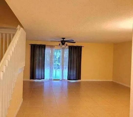 6098 Eaton Street, West Palm Beach, FL 33411