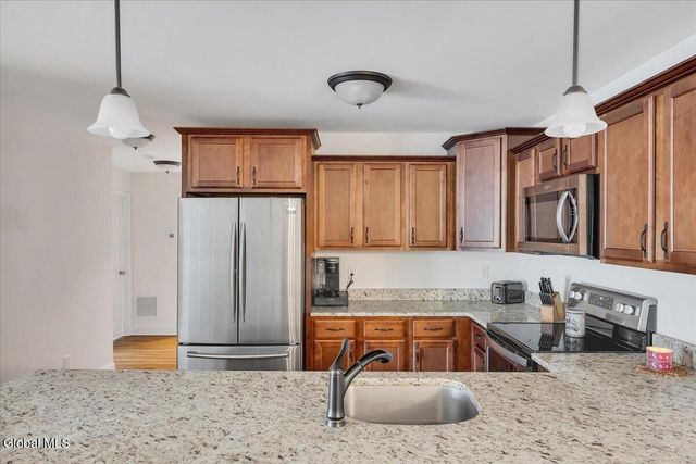 38 Kasey Pass, Ballston, NY 12020