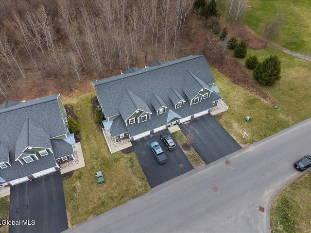 38 Kasey Pass, Ballston, NY 12020
