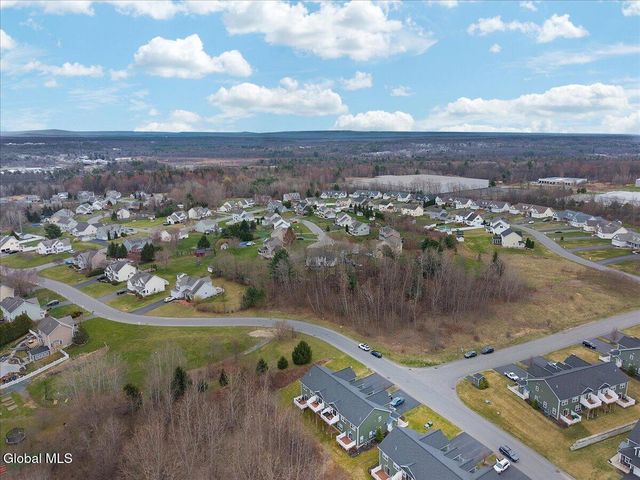 38 Kasey Pass, Ballston, NY 12020