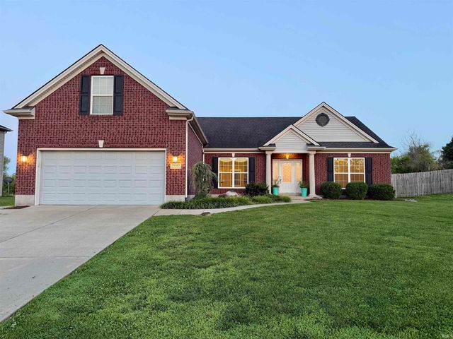 3043 Paradise Circle, Newburgh, IN 47630