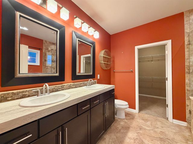 3043 Paradise Circle, Newburgh, IN 47630