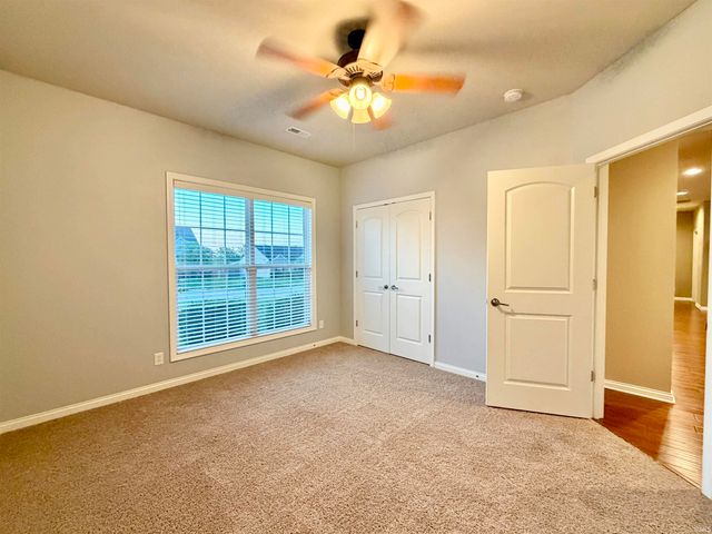 3043 Paradise Circle, Newburgh, IN 47630