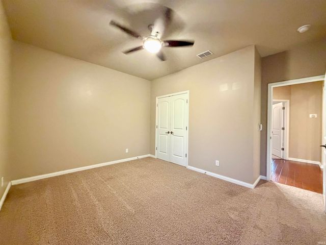 3043 Paradise Circle, Newburgh, IN 47630