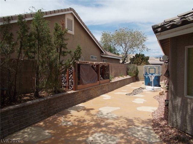 8317 Jeremiahs Lodge Avenue, Las Vegas, NV 89131