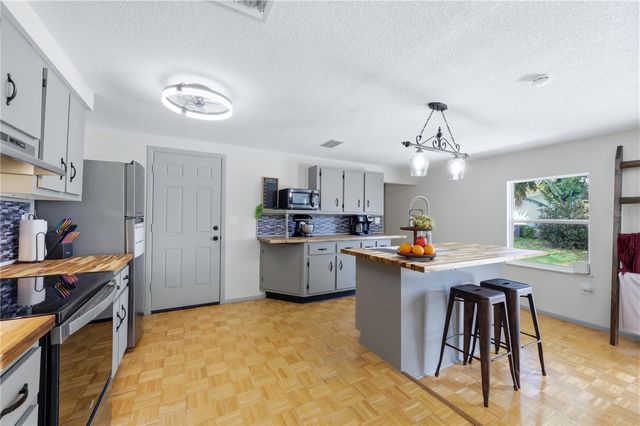 21298 MIDWAY BOULEVARD, Port Charlotte, FL 33952