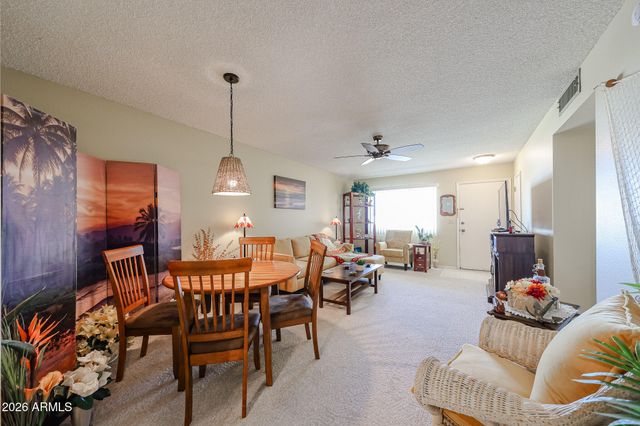 13812 N GARDEN COURT Drive, Sun City, AZ 85351