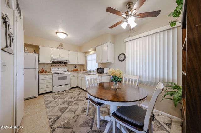 13812 N GARDEN COURT Drive, Sun City, AZ 85351