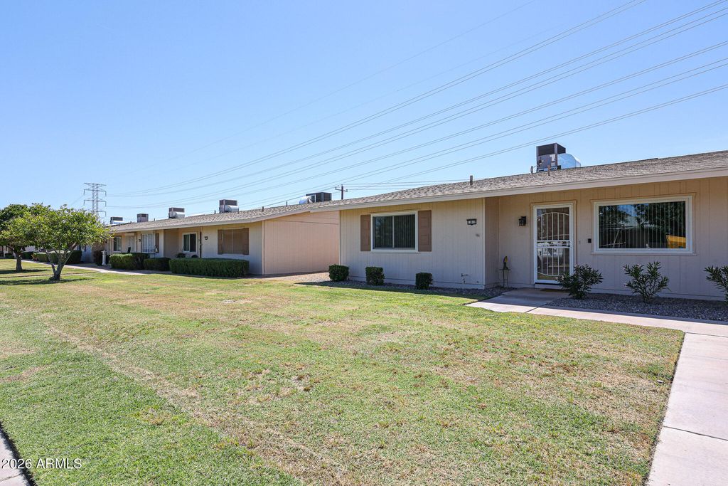 13812 N GARDEN COURT Drive, Sun City, AZ 85351