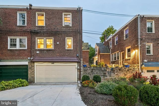 413 E ALLENS LN, Philadelphia, PA 19119