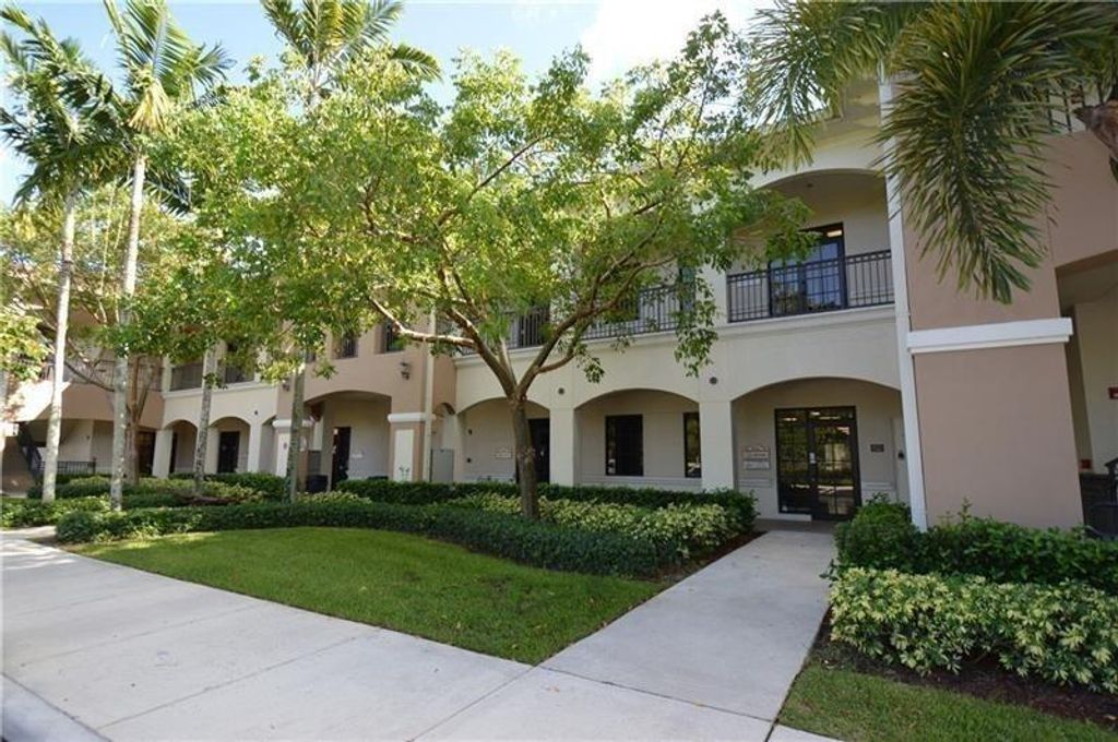 7551 Wiles Road 103, Coral Springs, FL 33067