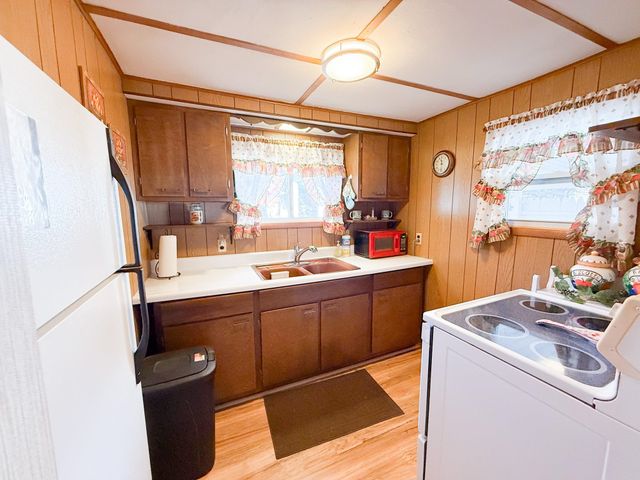 133 Maple Bluffs Avenue, Denton Twp, MI 48651