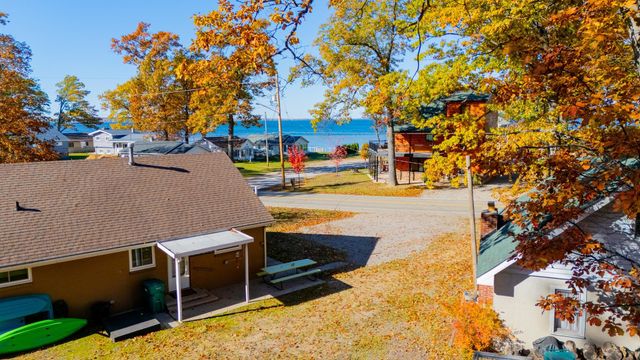 133 Maple Bluffs Avenue, Denton Twp, MI 48651