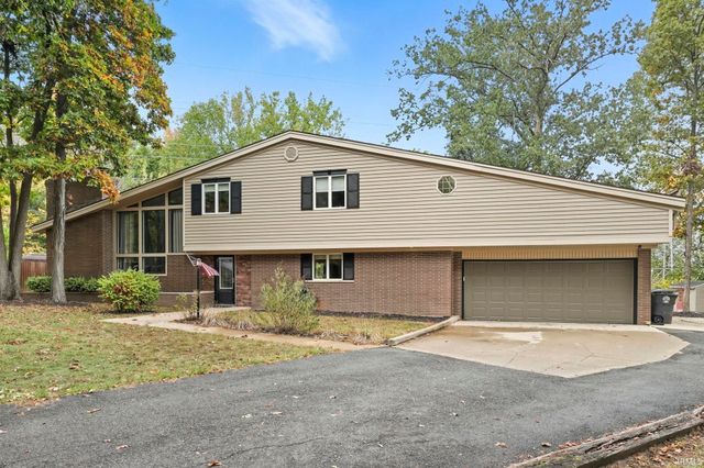 9204 Barbara Lane, Fort Wayne, IN 46804