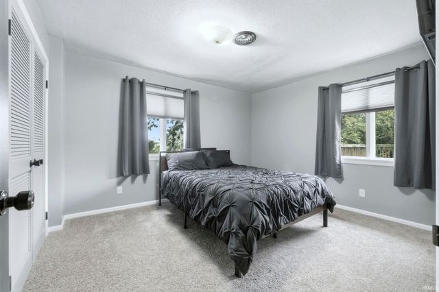 9204 Barbara Lane, Fort Wayne, IN 46804