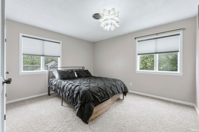 9204 Barbara Lane, Fort Wayne, IN 46804