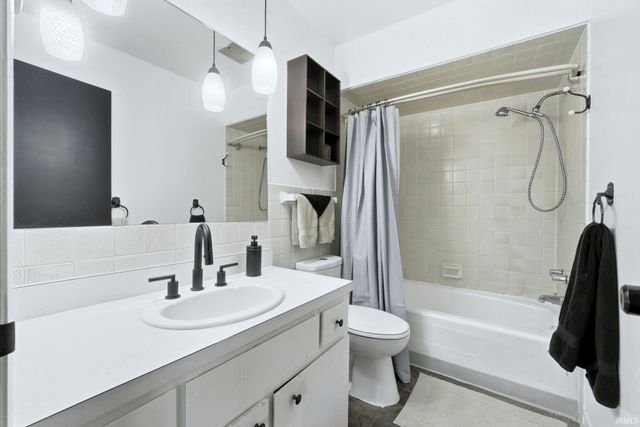 9204 Barbara Lane, Fort Wayne, IN 46804