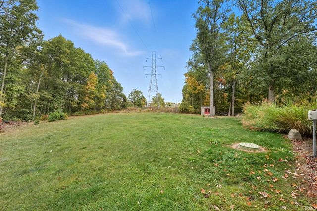 9204 Barbara Lane, Fort Wayne, IN 46804