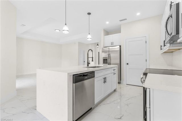 412 Fitch AVE, Lehigh Acres, FL 33972