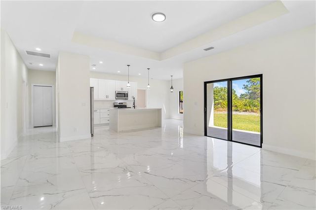 412 Fitch AVE, Lehigh Acres, FL 33972