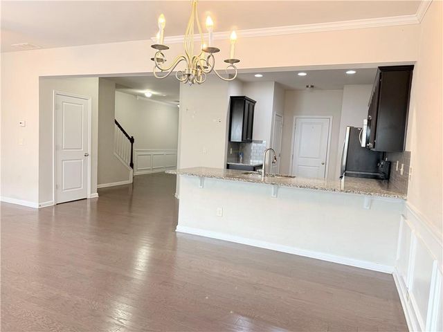 1033 Haley woods Lane, Lawrenceville, GA 30043