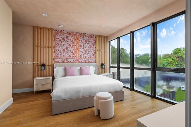 410 NW 52nd St, Miami, FL 33127