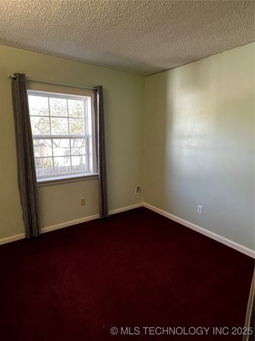 311 E A Street, Atoka, OK 74525