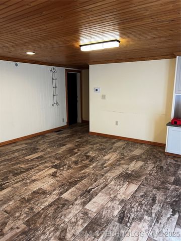 311 E A Street, Atoka, OK 74525