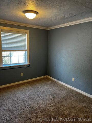 311 E A Street, Atoka, OK 74525