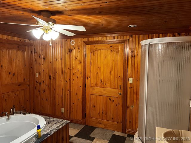 311 E A Street, Atoka, OK 74525