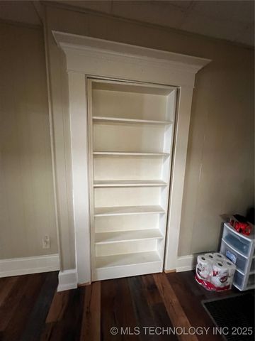 311 E A Street, Atoka, OK 74525