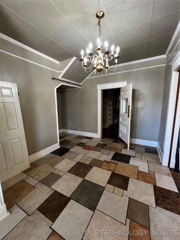 311 E A Street, Atoka, OK 74525