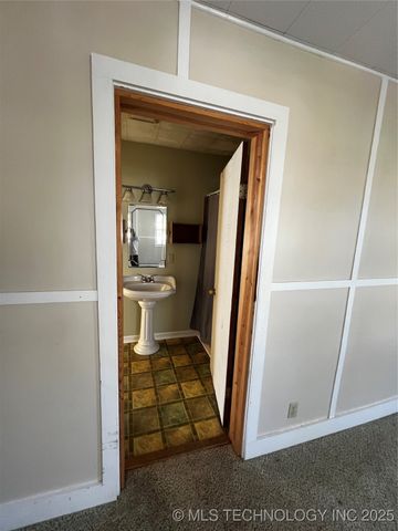 311 E A Street, Atoka, OK 74525