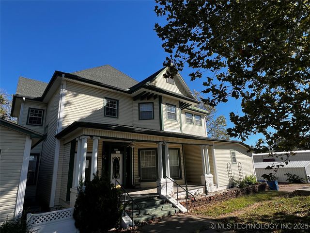 311 E A Street, Atoka, OK 74525